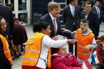 Amsterdam 22 april 2016
Koning Willem Alexander en Koningin Maxima bij de opening van de koningsspelen in Amsterdam.
Richard Krajicek vangt ze op en Johnny de Mol doet de presentatie.