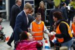 Amsterdam 22 april 2016
Koning Willem Alexander en Koningin Maxima bij de opening van de koningsspelen in Amsterdam.
Richard Krajicek vangt ze op en Johnny de Mol doet de presentatie.