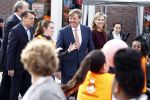 Amsterdam 22 april 2016
Koning Willem Alexander en Koningin Maxima bij de opening van de koningsspelen in Amsterdam.
Richard Krajicek vangt ze op en Johnny de Mol doet de presentatie.