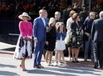 Zwolle 27 april 2016
Koningsdag in Zwolle met Koning Willem Alexander Koningin Maxima Prinses Amalia Ariane Alexia Prins Constantijn Prinses Laurentien Prins Maurits Prinses Marilene Prins Bernhard Prinses Annette Prins Pieter Christiaan Prinses Anita Prins Floris en Prinses Aimee.