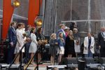 Zwolle 27 april 2016
Koningsdag in Zwolle met Koning Willem Alexander Koningin Maxima Prinses Amalia Ariane Alexia Prins Constantijn Prinses Laurentien Prins Maurits Prinses Marilene Prins Bernhard Prinses Annette Prins Pieter Christiaan Prinses Anita Prins Floris en Prinses Aimee.