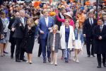 Zwolle 27 april 2016
Koningsdag in Zwolle met Koning Willem Alexander Koningin Maxima Prinses Amalia Ariane Alexia Prins Constantijn Prinses Laurentien Prins Maurits Prinses Marilene Prins Bernhard Prinses Annette Prins Pieter Christiaan Prinses Anita Prins Floris en Prinses Aimee.