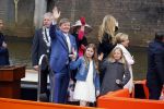 Zwolle 27 april 2016
Koningsdag in Zwolle met Koning Willem Alexander Koningin Maxima Prinses Amalia Ariane Alexia Prins Constantijn Prinses Laurentien Prins Maurits Prinses Marilene Prins Bernhard Prinses Annette Prins Pieter Christiaan Prinses Anita Prins Floris en Prinses Aimee.
