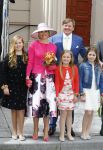 Zwolle 27 april 2016
Koningsdag in Zwolle met Koning Willem Alexander Koningin Maxima Prinses Amalia Ariane Alexia Prins Constantijn Prinses Laurentien Prins Maurits Prinses Marilene Prins Bernhard Prinses Annette Prins Pieter Christiaan Prinses Anita Prins Floris en Prinses Aimee.