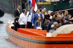Zwolle 27 april 2016
Koningsdag in Zwolle met Koning Willem Alexander Koningin Maxima Prinses Amalia Ariane Alexia Prins Constantijn Prinses Laurentien Prins Maurits Prinses Marilene Prins Bernhard Prinses Annette Prins Pieter Christiaan Prinses Anita Prins Floris en Prinses Aimee.