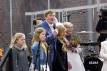 Zwolle 27 april 2016
Koningsdag in Zwolle met Koning Willem Alexander Koningin Maxima Prinses Amalia Ariane Alexia Prins Constantijn Prinses Laurentien Prins Maurits Prinses Marilene Prins Bernhard Prinses Annette Prins Pieter Christiaan Prinses Anita Prins Floris en Prinses Aimee.
