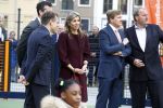 Amsterdam 22 april 2016
Koning Willem Alexander en Koningin Maxima bij de opening van de koningsspelen in Amsterdam.
Richard Krajicek vangt ze op en Johnny de Mol doet de presentatie.