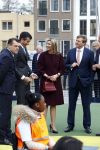 Amsterdam 22 april 2016
Koning Willem Alexander en Koningin Maxima bij de opening van de koningsspelen in Amsterdam.
Richard Krajicek vangt ze op en Johnny de Mol doet de presentatie.