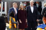 Amsterdam 22 april 2016
Koning Willem Alexander en Koningin Maxima bij de opening van de koningsspelen in Amsterdam.
Richard Krajicek vangt ze op en Johnny de Mol doet de presentatie.