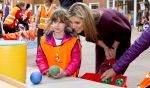 Amsterdam 22 april 2016
Koning Willem Alexander en Koningin Maxima bij de opening van de koningsspelen in Amsterdam.
Richard Krajicek vangt ze op en Johnny de Mol doet de presentatie.