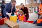 Amsterdam 22 april 2016
Koning Willem Alexander en Koningin Maxima bij de opening van de koningsspelen in Amsterdam.
Richard Krajicek vangt ze op en Johnny de Mol doet de presentatie.
