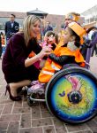 Amsterdam 22 april 2016
Koning Willem Alexander en Koningin Maxima bij de opening van de koningsspelen in Amsterdam.
Richard Krajicek vangt ze op en Johnny de Mol doet de presentatie.