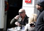 Amsterdam 21 april 2016 
Maik de Boer met een vriendin op terras.