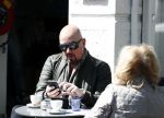 Amsterdam 21 april 2016 
Maik de Boer met een vriendin op terras.