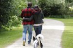 Amsterdam 14 mei 2016
Martijn Krabbe en zijn vriendin Noi Pakon aan het wandelen met de hond in het park.