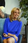 Blaricum 26 april 2016
Natasja Froger krijgt lintje voor al haar verdiensten voor onze samenleving. Haar man Rene  familie vader  moeder en vriendinnen zijn er natuurlijk bij.