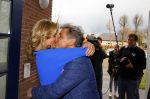 Blaricum 26 april 2016
Natasja Froger krijgt lintje voor al haar verdiensten voor onze samenleving. Haar man Rene  familie vader  moeder en vriendinnen zijn er natuurlijk bij.