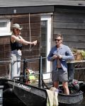 Amsterdam 7 mei 2016 
Barry Atsma en Noortje Herlaar gaan varen samen met Barry zijn kinderen. Ze varen vanaf haar woonboot de amstel op.