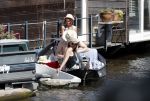 Amsterdam 7 mei 2016 
Barry Atsma en Noortje Herlaar gaan varen samen met Barry zijn kinderen. Ze varen vanaf haar woonboot de amstel op.