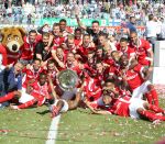 Zondag, 8 Mei 2016 PSV Landskampioen Seizoen 2015/2016
Maandag 9 Mei 2016 Huldinging op de platte kar