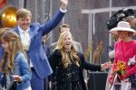 Zwolle 27 april 2016
Koningsdag in Zwolle met Koning Willem Alexander Koningin Maxima Prinses Amalia Ariane Alexia Prins Constantijn Prinses Laurentien Prins Maurits Prinses Marilene Prins Bernhard Prinses Annette Prins Pieter Christiaan Prinses Anita Prins Floris en Prinses Aimee.
