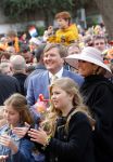 Zwolle 27 april 2016
Koningsdag in Zwolle met Koning Willem Alexander Koningin Maxima Prinses Amalia Ariane Alexia Prins Constantijn Prinses Laurentien Prins Maurits Prinses Marilene Prins Bernhard Prinses Annette Prins Pieter Christiaan Prinses Anita Prins Floris en Prinses Aimee.
