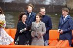 Zwolle 27 april 2016
Koningsdag in Zwolle met Koning Willem Alexander Koningin Maxima Prinses Amalia Ariane Alexia Prins Constantijn Prinses Laurentien Prins Maurits Prinses Marilene Prins Bernhard Prinses Annette Prins Pieter Christiaan Prinses Anita Prins Floris en Prinses Aimee.