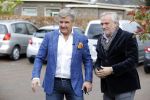 Blaricum 26 april 2016
Natasja Froger krijgt lintje voor al haar verdiensten voor onze samenleving. Haar man Rene  familie vader  moeder en vriendinnen zijn er natuurlijk bij. Rene met Frank Wisse