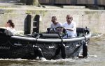 Amsterdam 7 mei 2016 
Rob Witschge en zijn vrouw Barbara aan het varen met Johnny en Danielle van t schip en hun dochter.