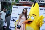 Amsterdam 7 mei 2016
Premiere Angry birds in pathe arena met oa de nederlandse stemmencast , Enzo Knol Ruben Nicolai Murth Mossel Eddy Zoe en Robin Martens. Robin met vriend  Kenzo Alvares met zijn (zusje/dochtertje??)