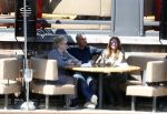 Amsterdam 9 mei 2016
Ruud Gullit aan het lunchen bij the harbour club met zijn moeder Ria en vriendin Karin de Rooij.