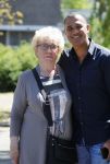 Amsterdam 9 mei 2016
Ruud Gullit aan het lunchen bij the harbour club met zijn moeder Ria en vriendin Karin de Rooij.