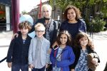 Gouda 17 april 2016
Premiere Dolfje Weerwolfje geproduceerd door Rick Engelkes naar een verhaal van Paul v Loon.
Tanja Jess met zoon