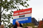 Zwolle 27 april 2016
Koningsdag in Zwolle met Koning Willem Alexander Koningin Maxima Prinses Amalia Ariane Alexia Prins Constantijn Prinses Laurentien Prins Maurits Prinses Marilene Prins Bernhard Prinses Annette Prins Pieter Christiaan Prinses Anita Prins Floris en Prinses Aimee. demonstratie tegen monarchie
