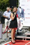 Amsterdam 12 mei 2016 
Tess Milne presenteert de business Run op de zuidas. De promotie dames zijn van Stella agency.