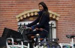 Amsterdam 29 april 2017  
Airen Mylene op de fiets in  Amsterdam zuid