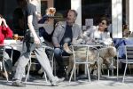 Amsterdam 10 mei 2017
Bert Kuizenga met zijn vrouw en hond op terras