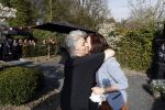 Lelystad 7 april 2017 
Uitreiking boek Christa Krommenhoek ( dochter Koos Alberts). Koos en Joke krijgen het eerste boek van haar.