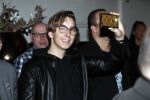Fijnaart 21 april 2017
O'g3ne en Frans bauer geven feestje in Fijnaart voor de kinderen van de basisschool de springplank waar ze op gezeten hebben. Mariska Frans Jr Christiaan Lucas en Jan alsmede de vader en moeder van de meiden van O'g3ne zijn ook aanwezig.