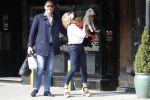 Amsterdam 4 april 2017  
Connie Witteman en Eugene v Dun metb hun puppy Rocco in amsterdam zuid.