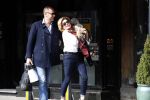 Amsterdam 4 april 2017  
Connie Witteman en Eugene v Dun metb hun puppy Rocco in amsterdam zuid.
