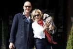 Amsterdam 4 april 2017  
Connie Witteman en Eugene v Dun metb hun puppy Rocco in amsterdam zuid.