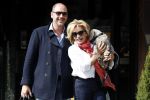 Amsterdam 4 april 2017  
Connie Witteman en Eugene v Dun metb hun puppy Rocco in amsterdam zuid.