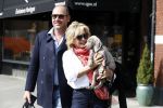 Amsterdam 4 april 2017  
Connie Witteman en Eugene v Dun metb hun puppy Rocco in amsterdam zuid.