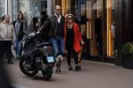 Amsterdam 29 april 2017
Connie Witteman met vriend Eugene v Dun met hun hond op de pc hooftstraat