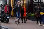 Amsterdam 29 april 2017
Connie Witteman met vriend Eugene v Dun met hun hond op de pc hooftstraat