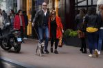 Amsterdam 29 april 2017
Connie Witteman met vriend Eugene v Dun met hun hond op de pc hooftstraat