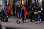 Amsterdam 29 april 2017
Connie Witteman met vriend Eugene v Dun met hun hond op de pc hooftstraat