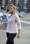 Amsterdam 9 mei 2017 
Presentatie boek Dafne Schippers en haar zus Sanne . Titel van het boek is Dafne Likes.