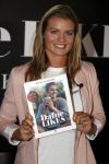 Amsterdam 9 mei 2017 
Presentatie boek Dafne Schippers en haar zus Sanne . Titel van het boek is Dafne Likes.